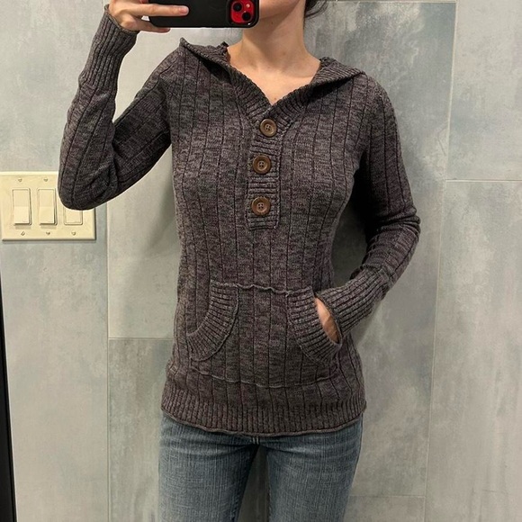 Y2k Roxy Henley Sweater - Picture 5 of 5